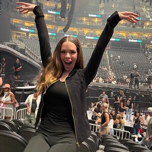 ✨ Meet Your Posher ✨